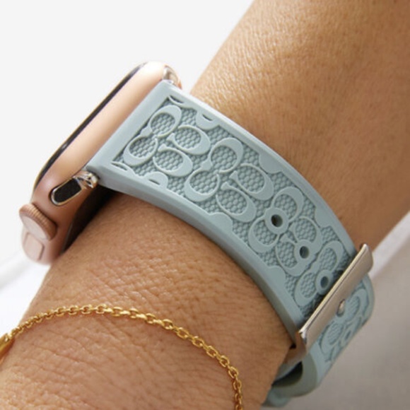 NEW Coach Apple Watch Band Blue NIB - Picture 2 of 9